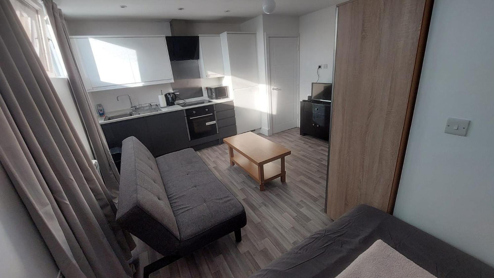Spacious Studio Maidstone - Redecorated Oct 2023 Dış mekan fotoğraf
